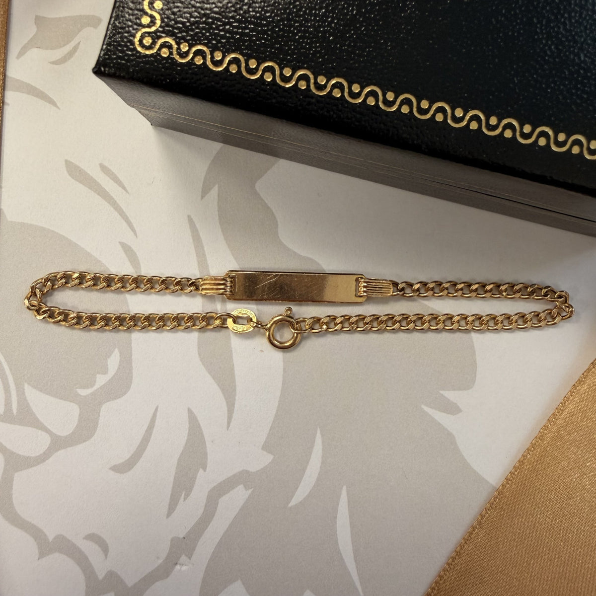 9ct Yellow Gold Curb ID Bracelet - 7 Inch