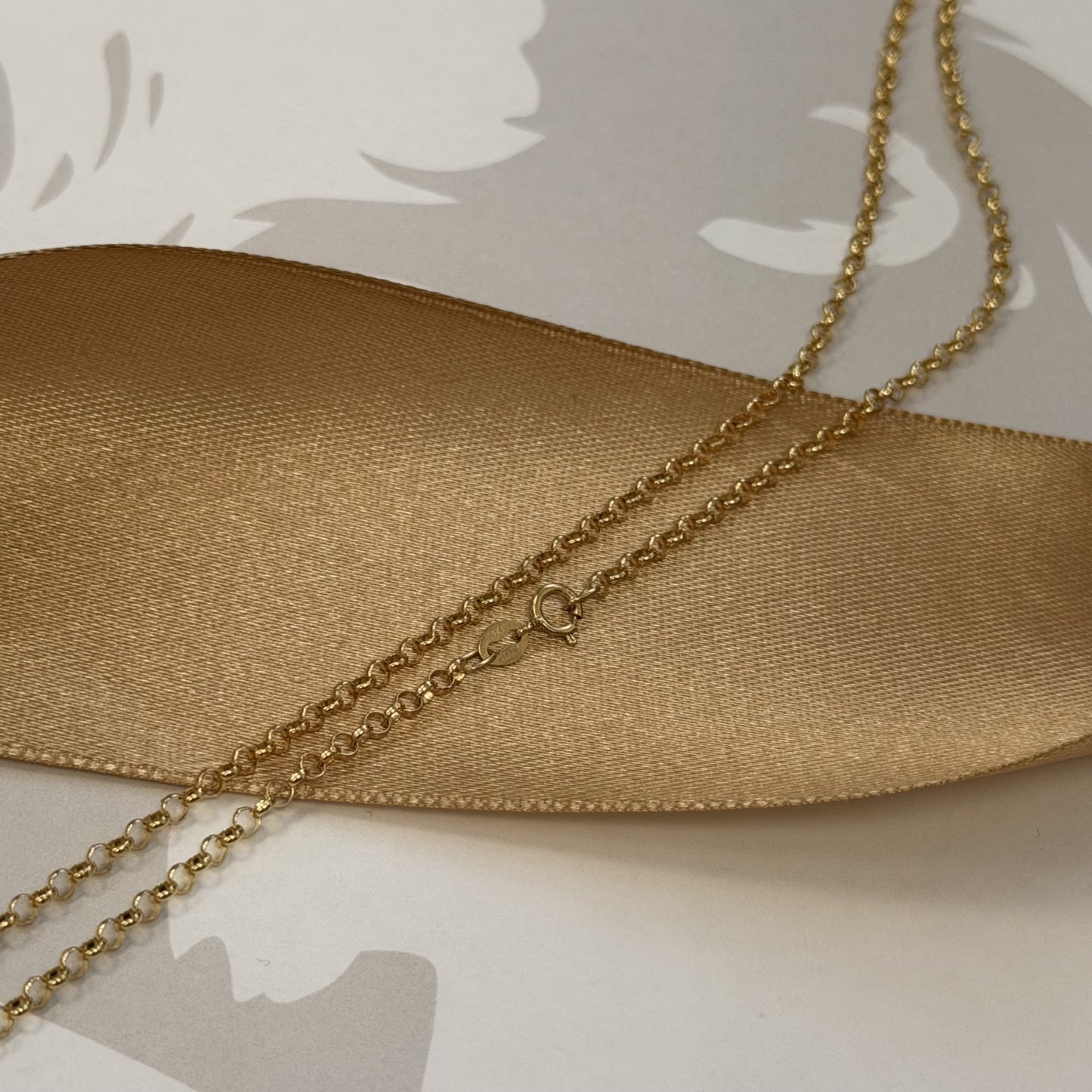 9ct Yellow Gold Fine Belcher Chain - 22 Inch
