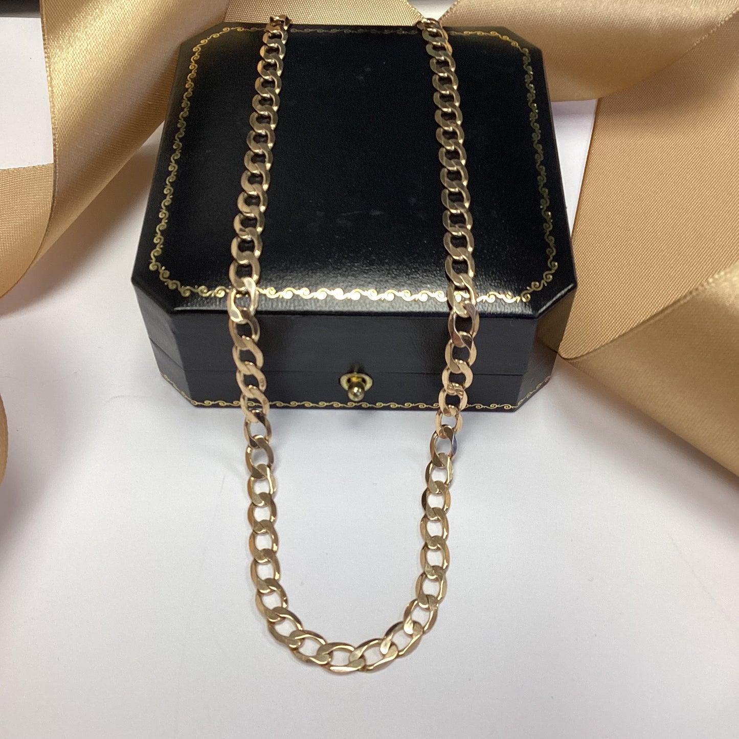 9ct Yellow Gold Curb Chain - 20 Inch
