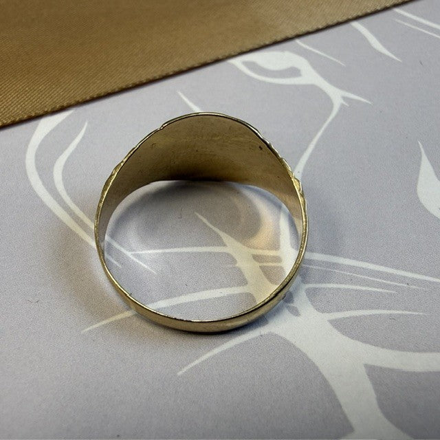 9ct Yellow Gold Gents Signet Ring