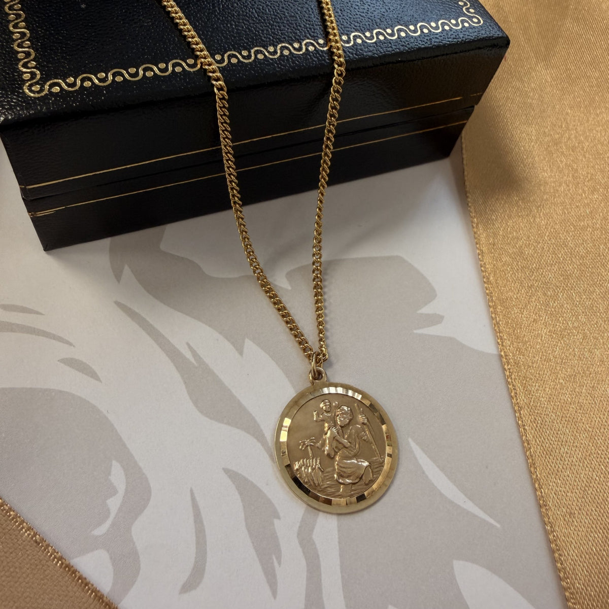 9ct Yellow Gold St Christopher Pendant Necklace - 20 Inch