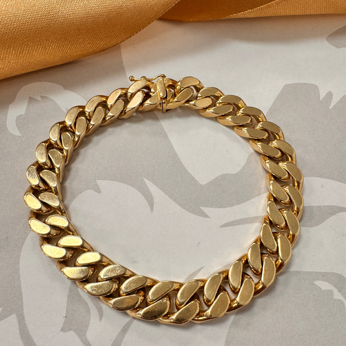 9ct Yellow Gold Curb Bracelet - 8 Inch – view 2