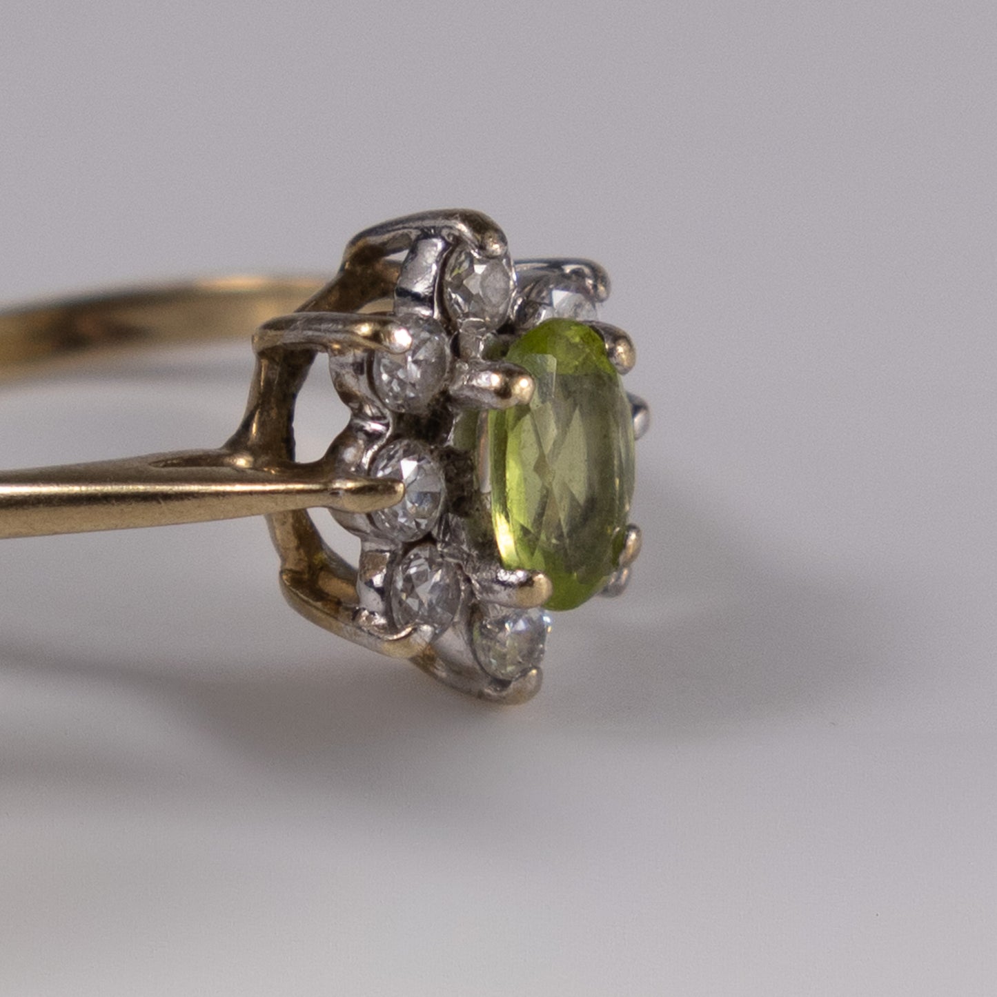 9ct Yellow Gold Peridot and Cubic Zirconia Cluster Ring