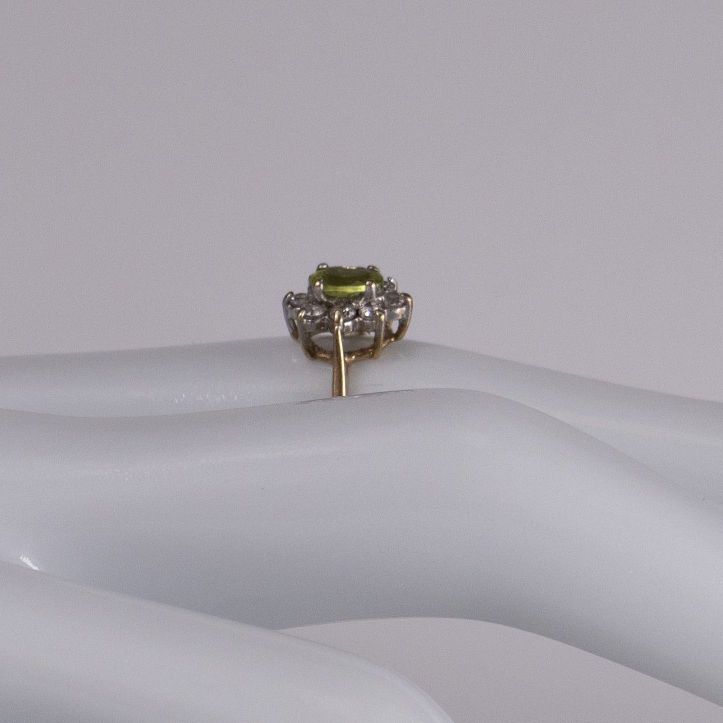 9ct Yellow Gold Peridot and Cubic Zirconia Cluster Ring