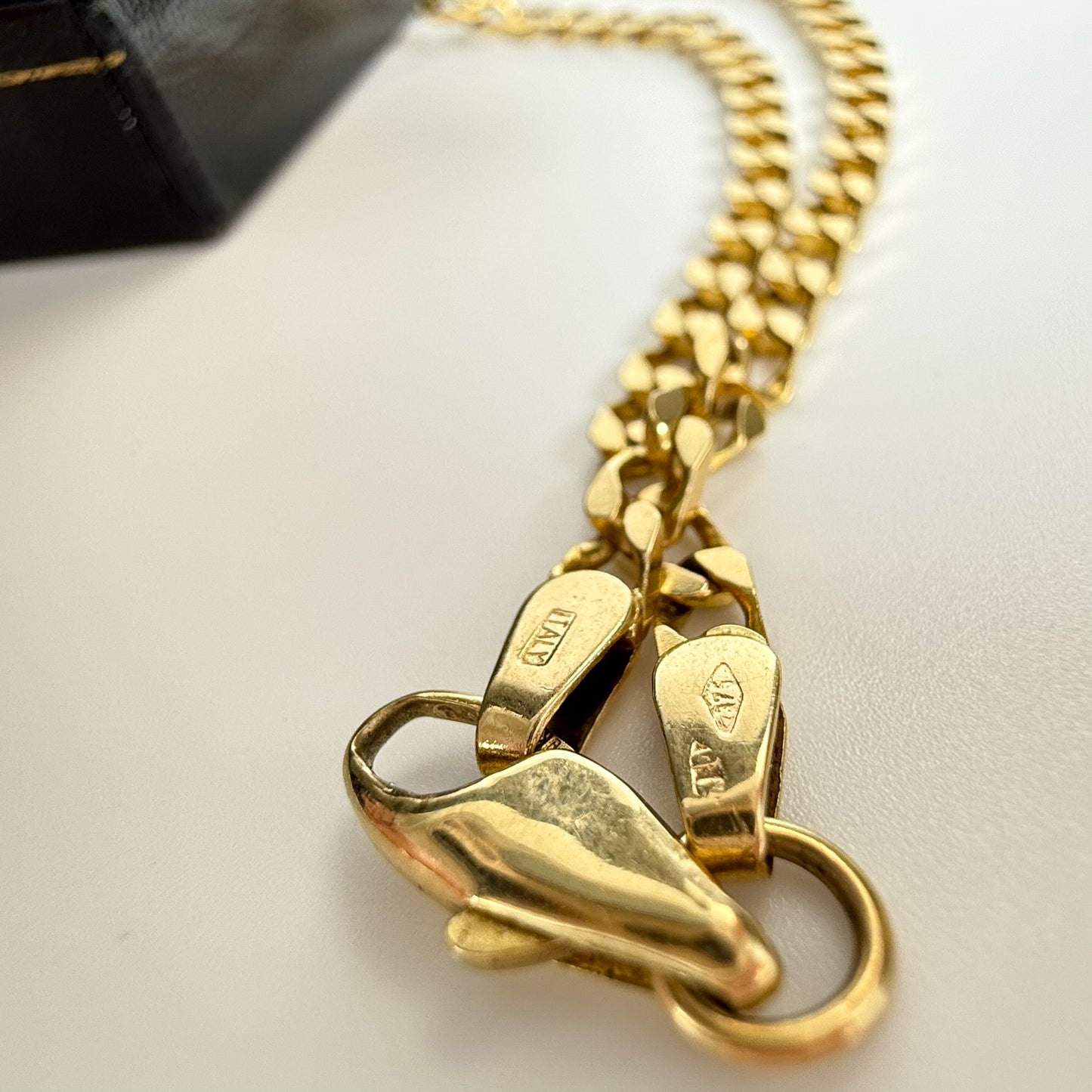 9ct Yellow Gold Square Curb Chain 30 inch