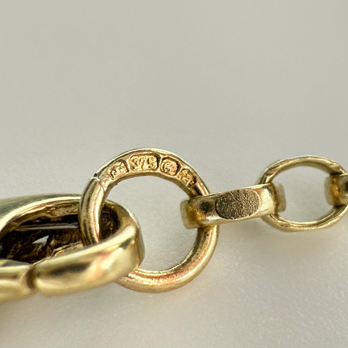 9ct Yellow Gold Small Link 24 inch Belcher Chain