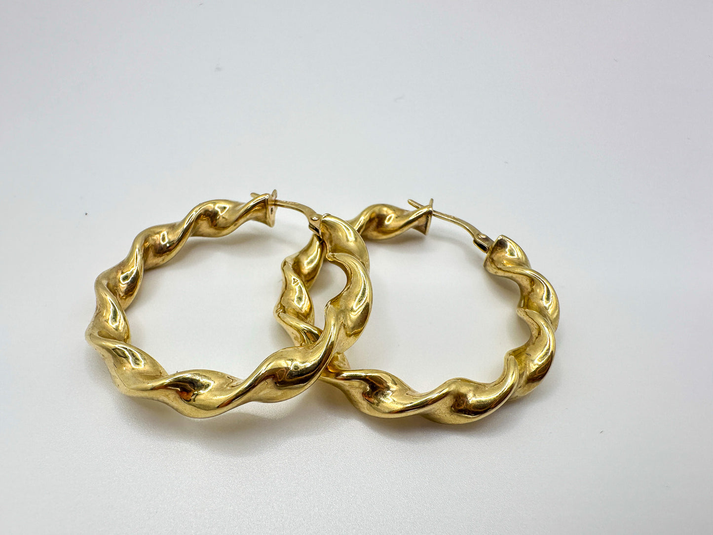 9ct Yellow Gold Twist Hoop Earrings