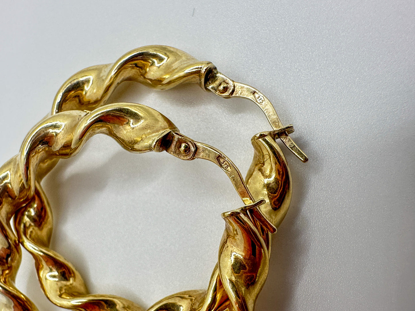 9ct Yellow Gold Twist Hoop Earrings
