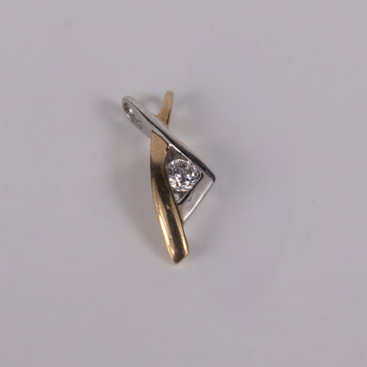 9ct Yellow Gold Cubic Zirconia Drop Pendant