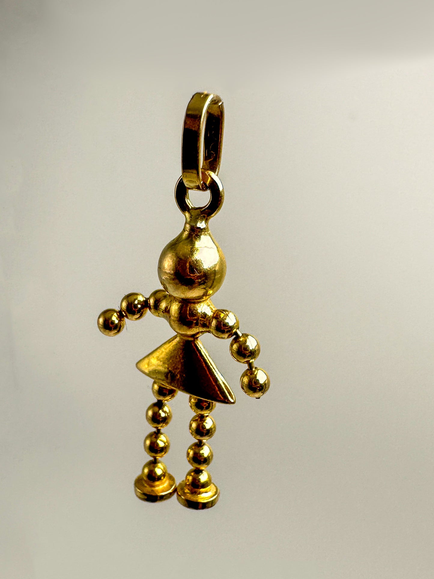 9ct Yellow Gold Stick Woman Pendant