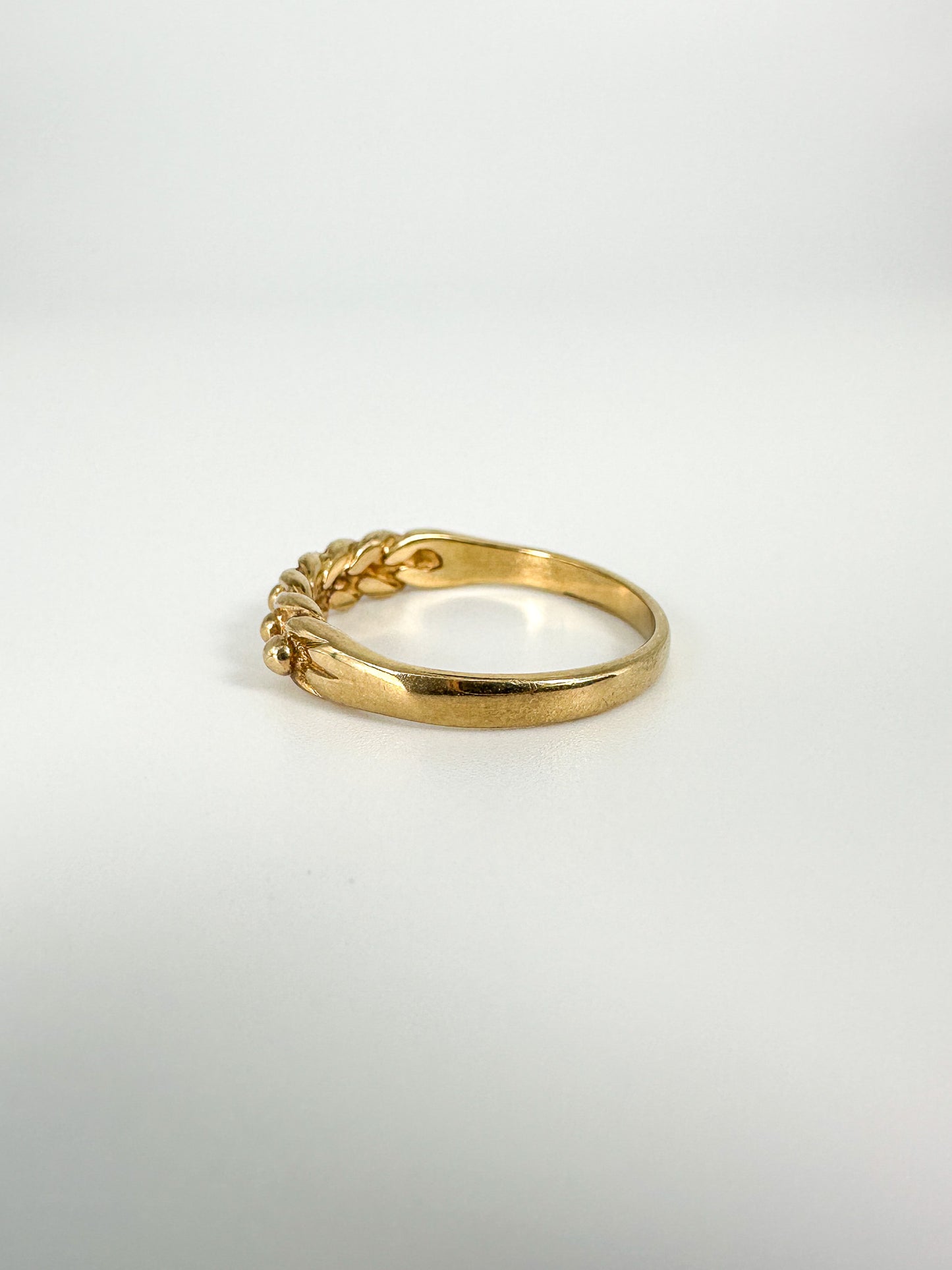 9ct Yellow Gold Keeper Ring