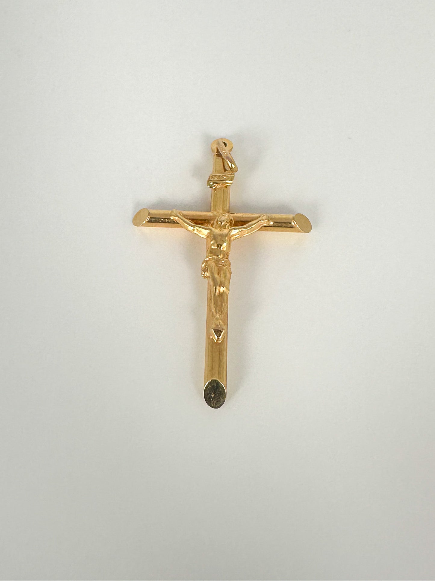9ct Yellow Gold Crucifix Pendant