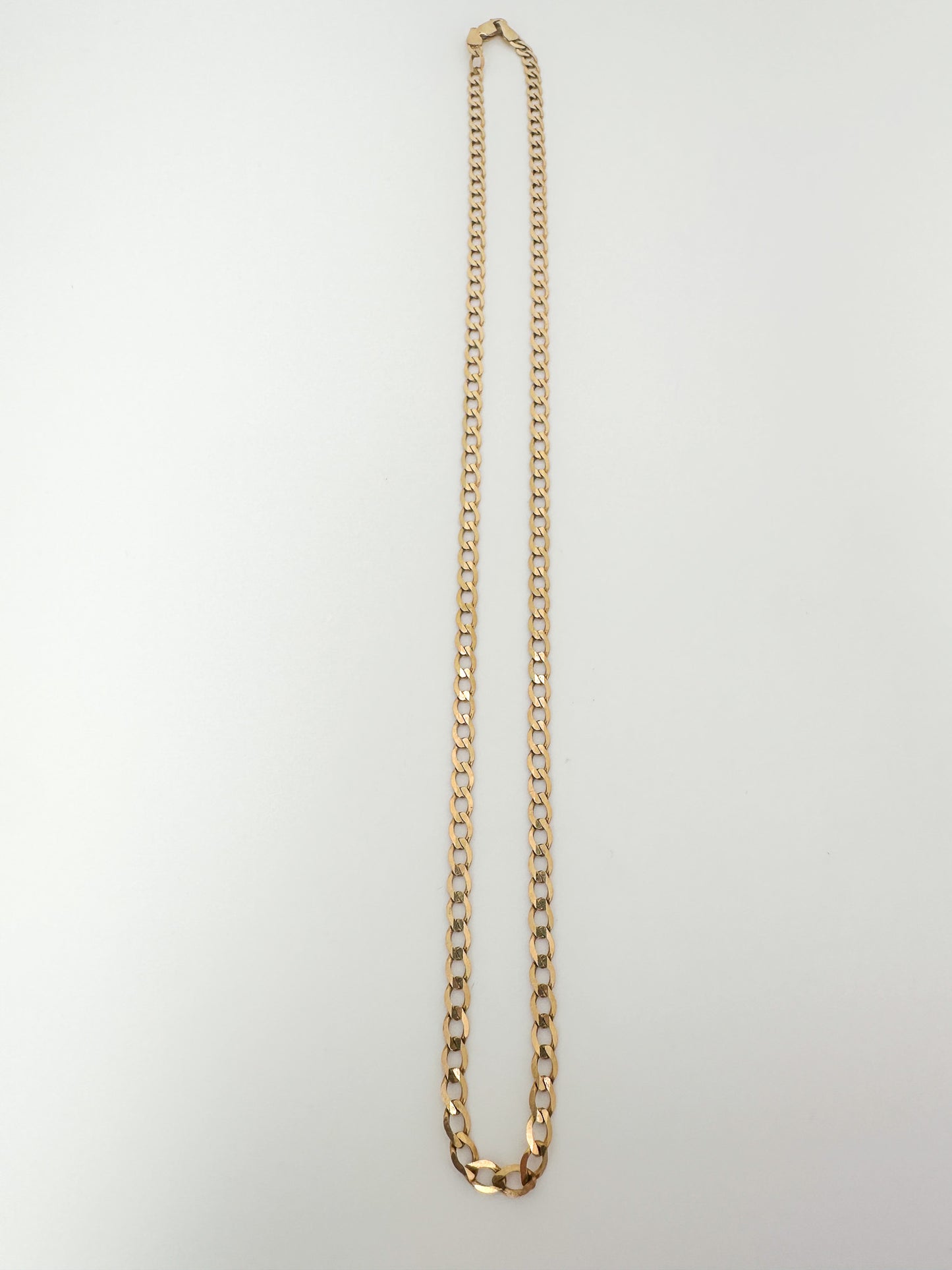 9ct Yellow Gold Curb Chain - 18 Inch