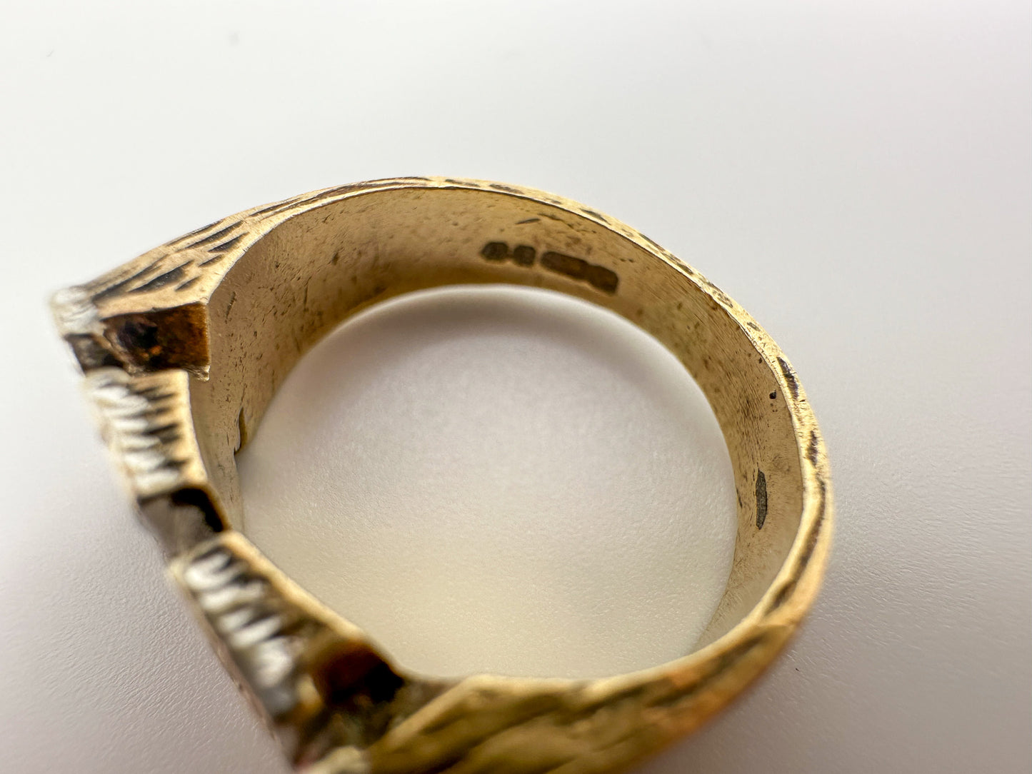 9ct Yellow Gold Mum Ring