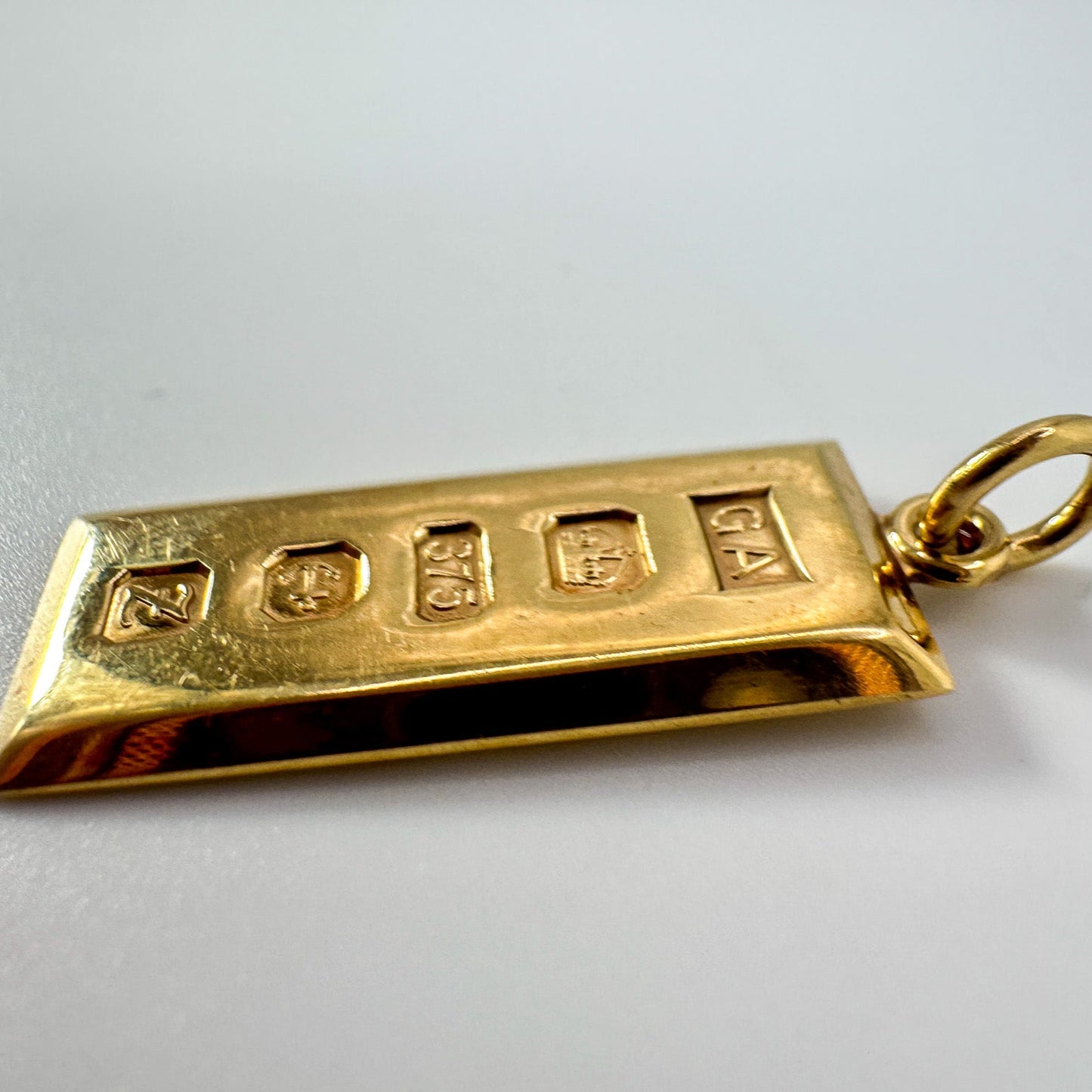 9ct Yellow Gold Ingot Pendant