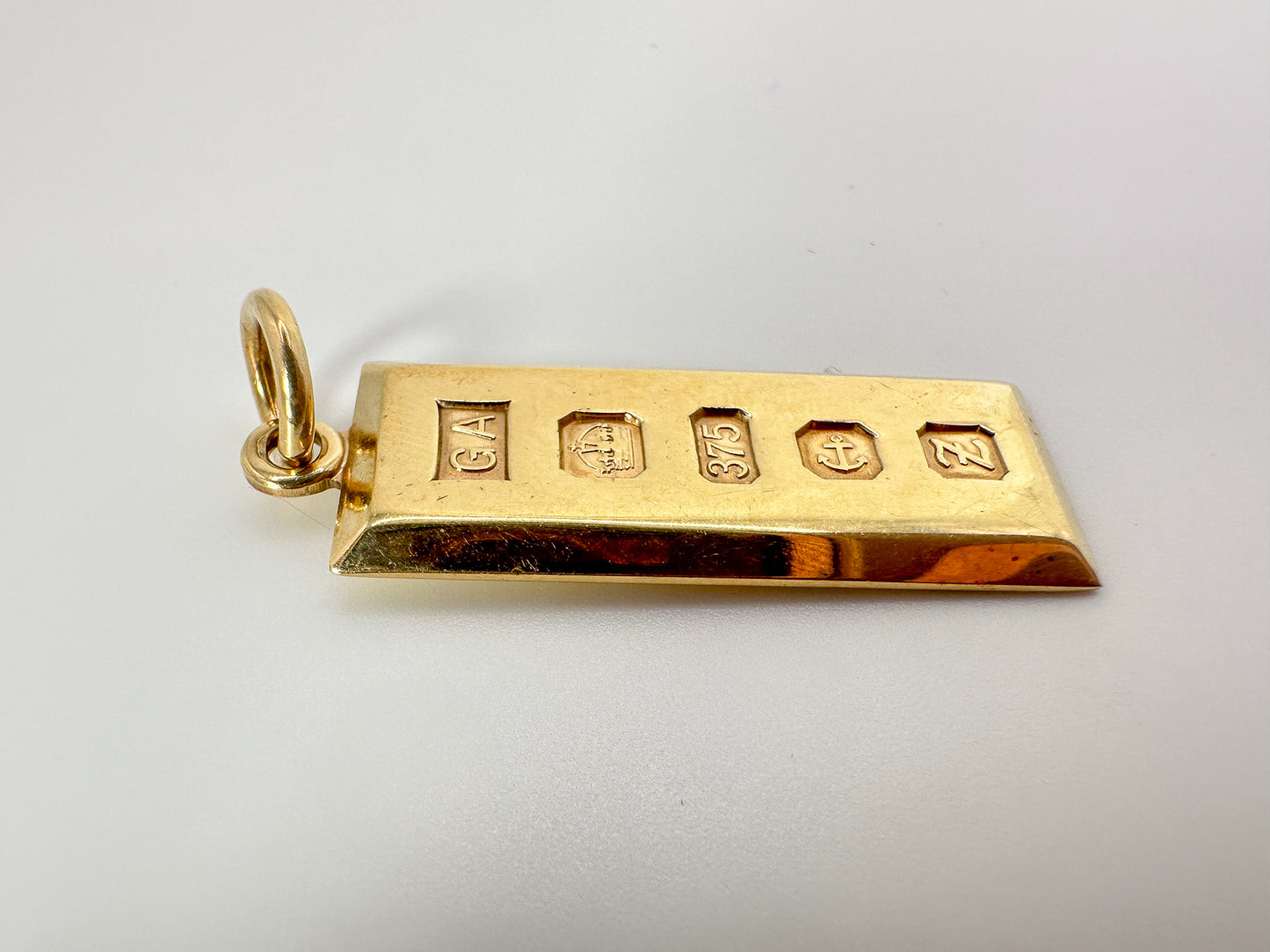 9ct Yellow Gold Ingot Pendant