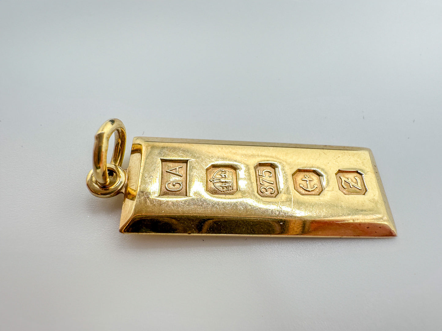 9ct Yellow Gold Ingot Pendant