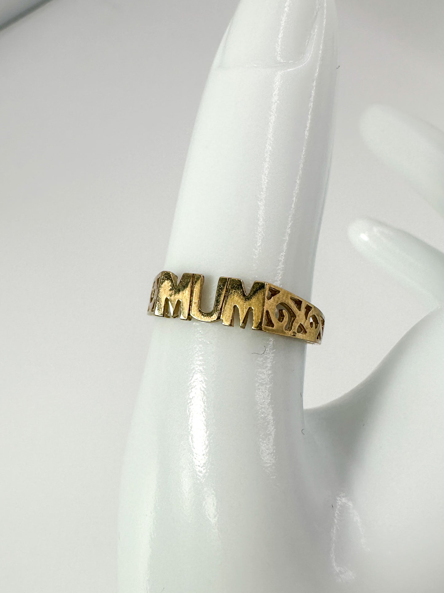 9ct Yellow Gold Mum Ring