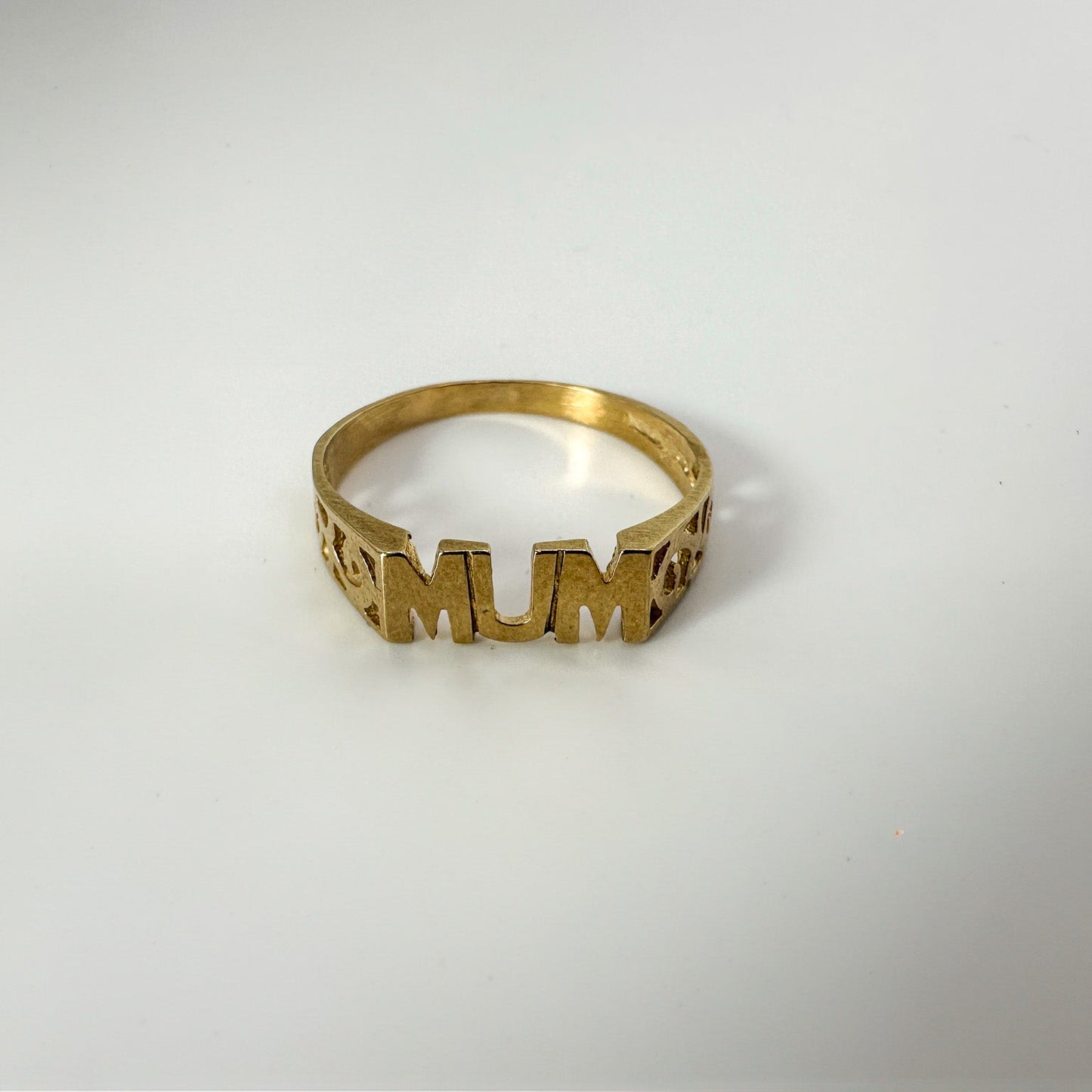 9ct Yellow Gold Mum Ring