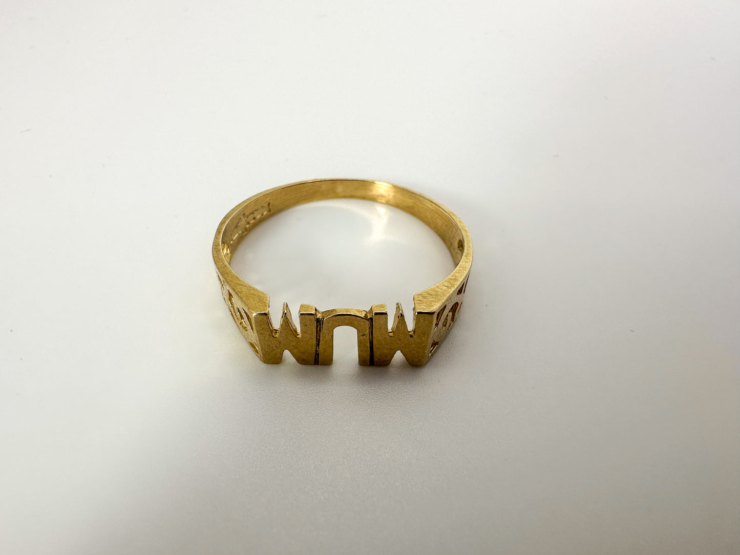 9ct Yellow Gold Mum Ring