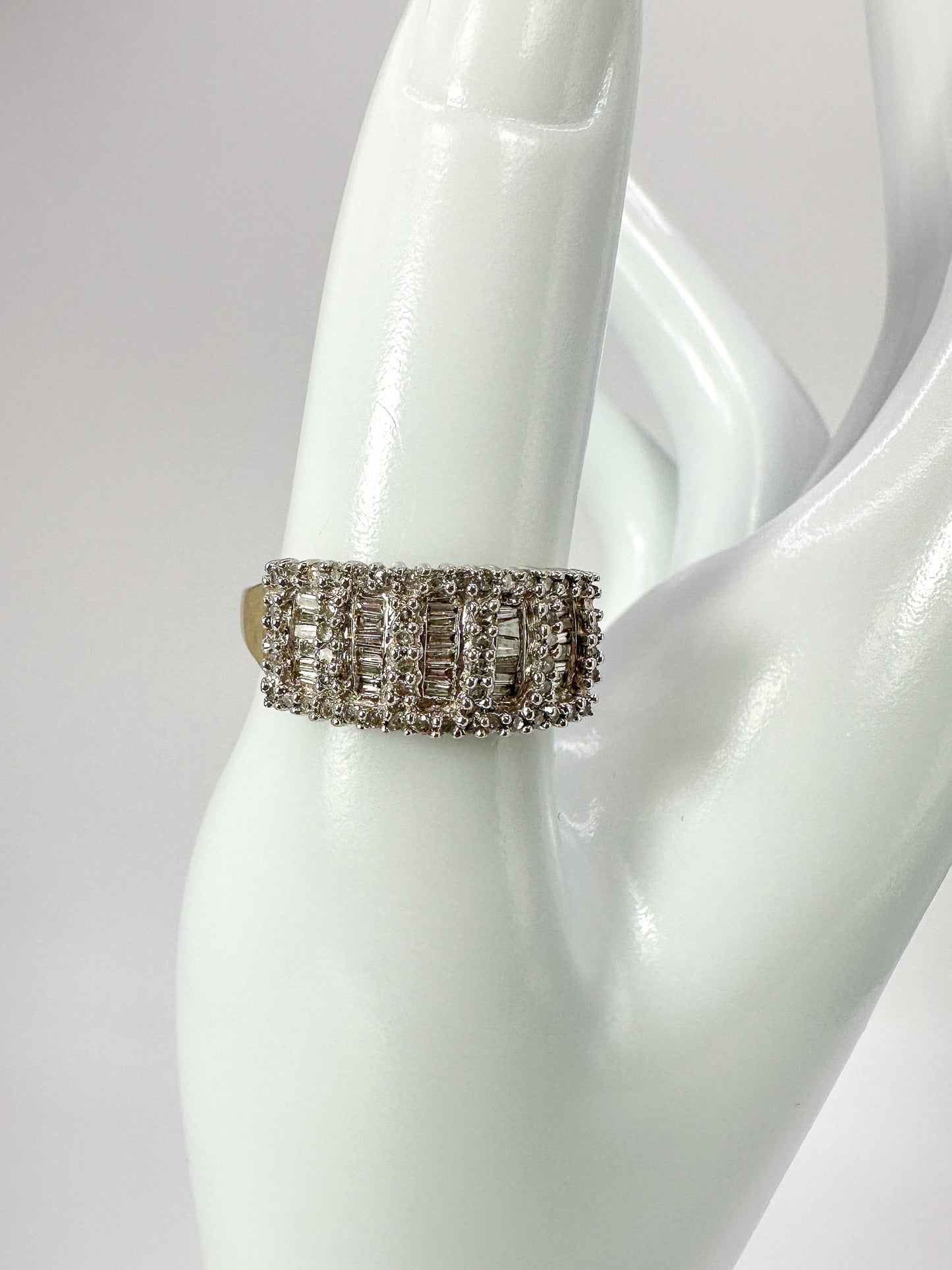 9ct Yellow Gold Diamond Dress Ring