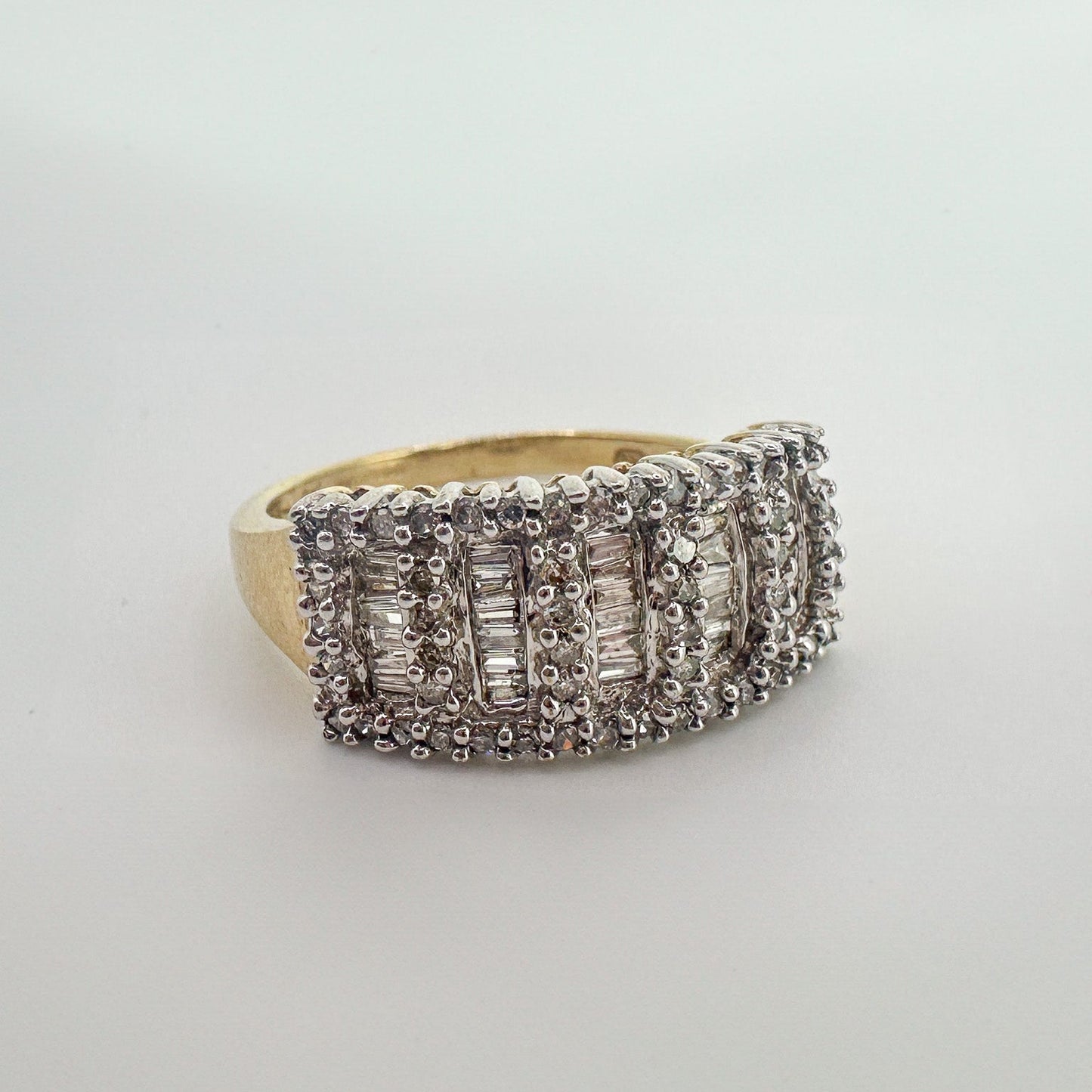 9ct Yellow Gold Diamond Dress Ring