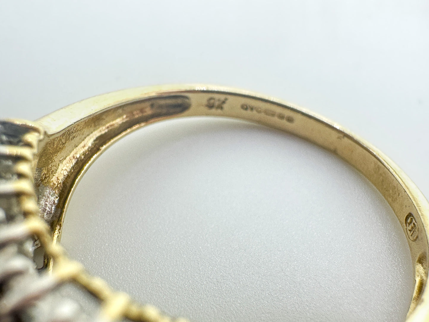 9ct Yellow Gold Diamond Dress Ring
