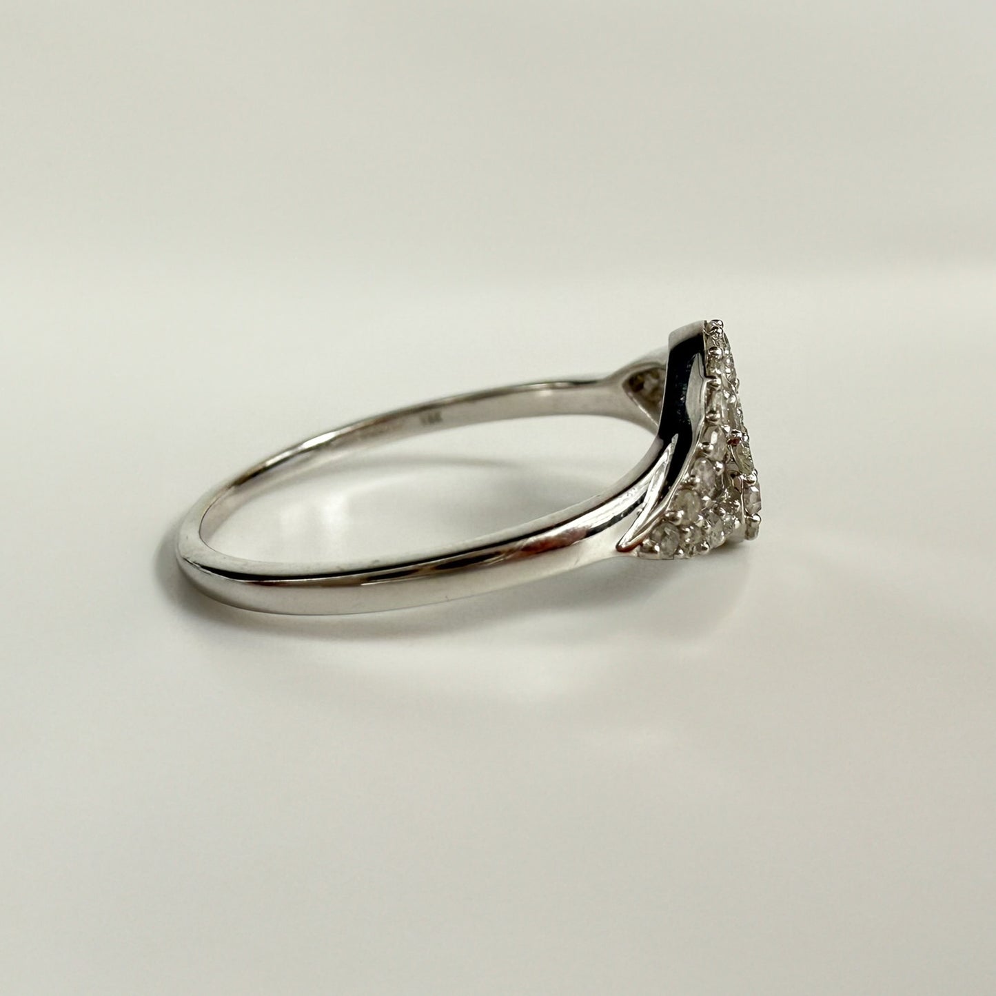 9ct White Gold Diamond Knot Ring