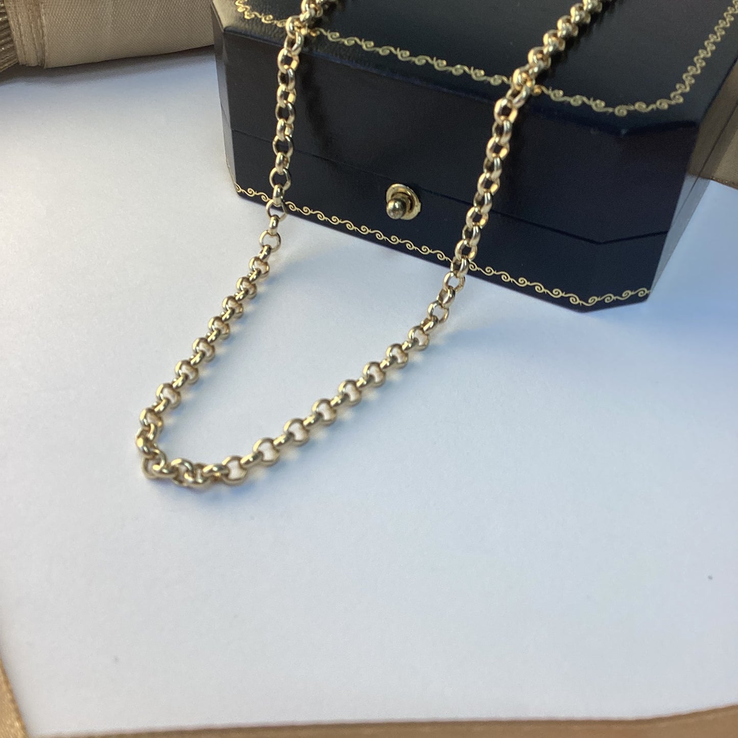 9ct Yellow Gold Belcher Chain - 23 Inch