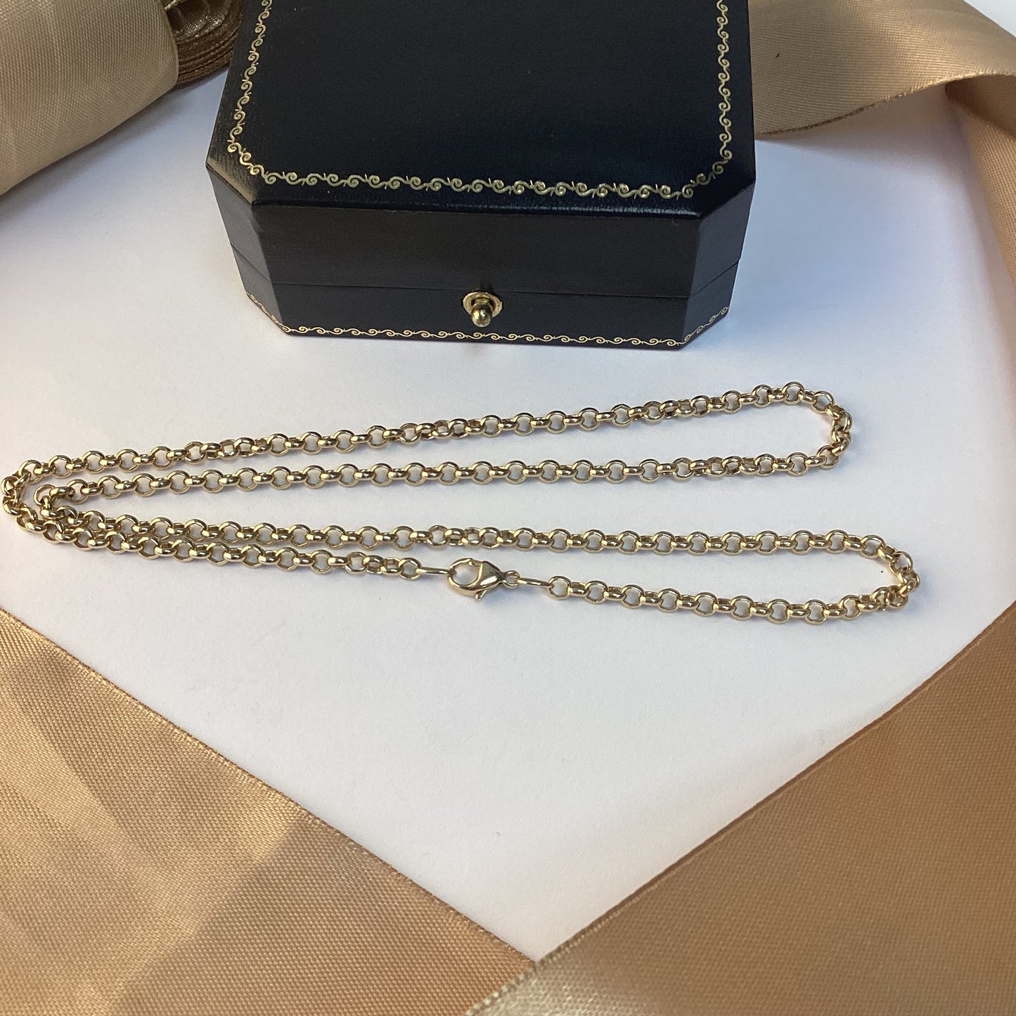 9ct Yellow Gold Belcher Chain - 23 Inch