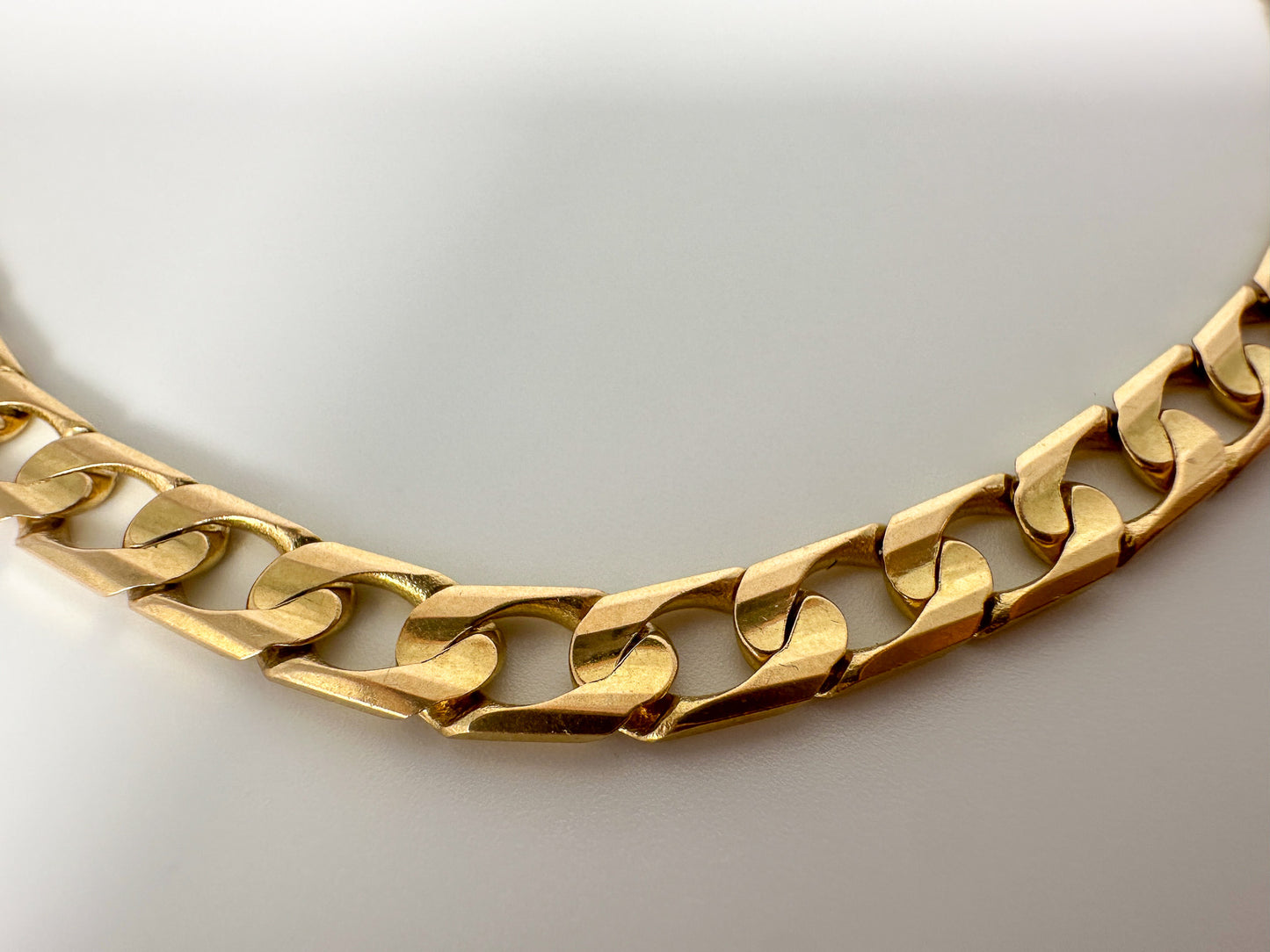 9ct Yellow Gold Curb Chain - 18 Inch