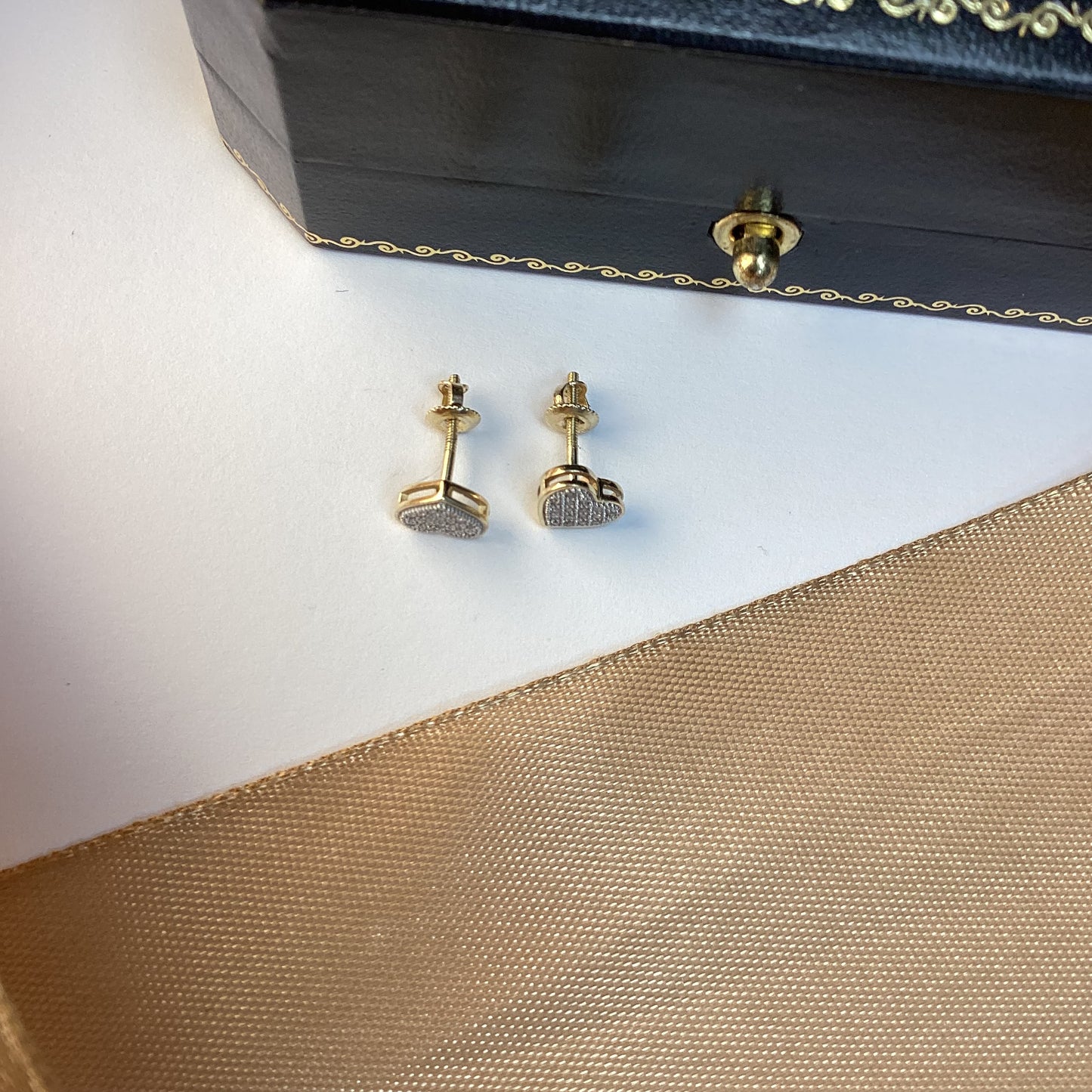 9ct Yellow Gold Diamond Heart Stud Earrings