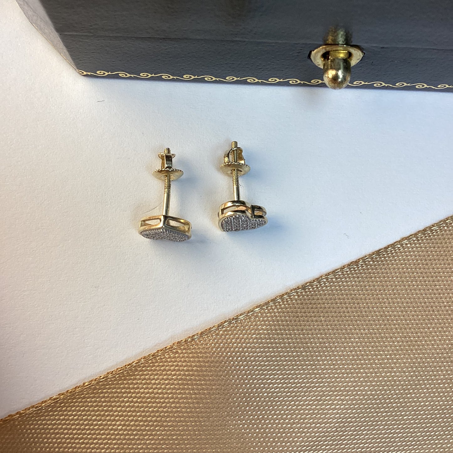 9ct Yellow Gold Diamond Heart Stud Earrings