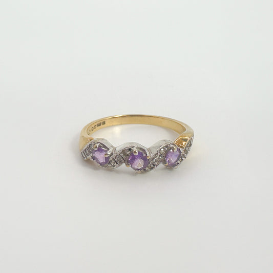 9ct Yellow Gold Amethyst and Diamond Ring