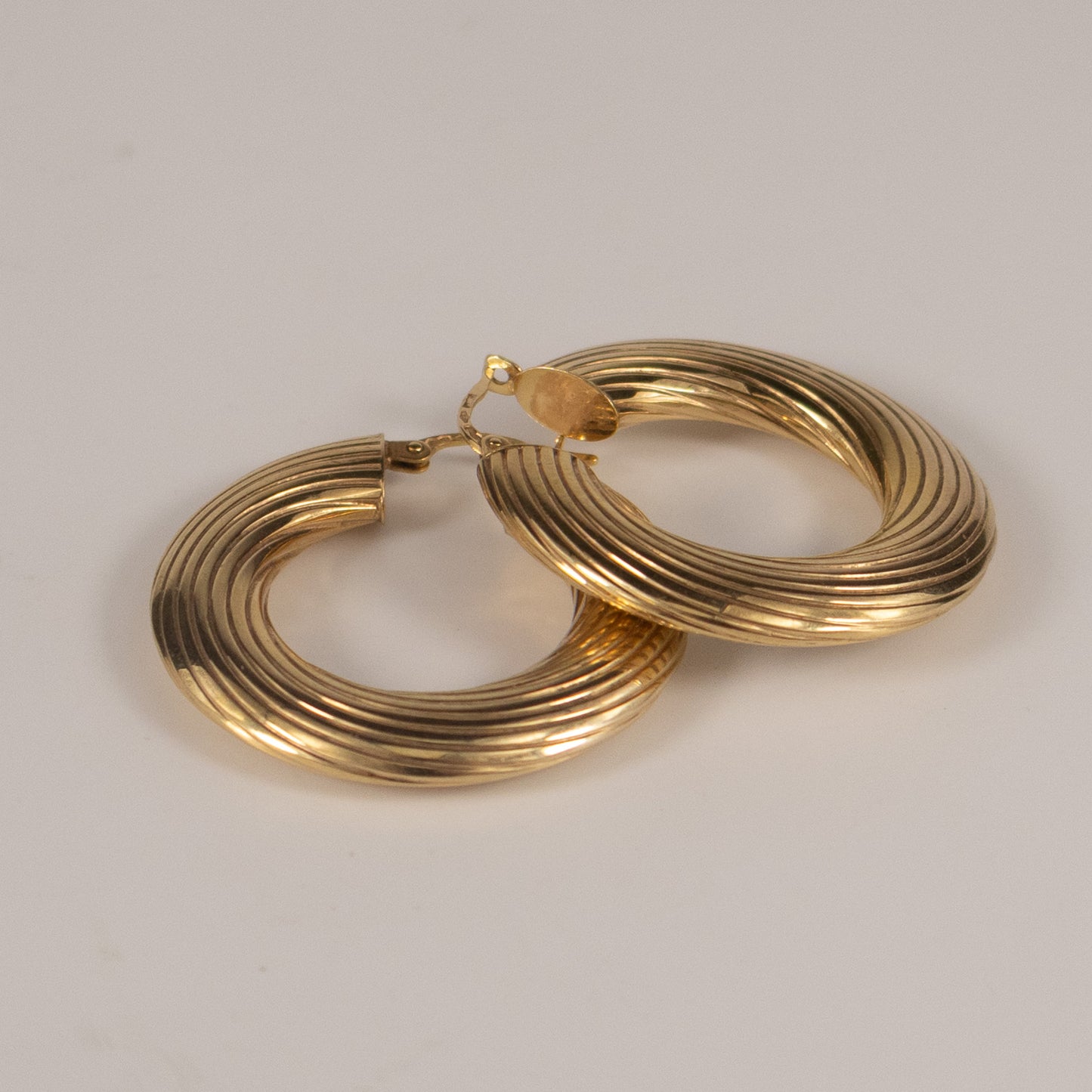 9ct Yellow Gold Ribbed Hoop Earrings 3.3cm