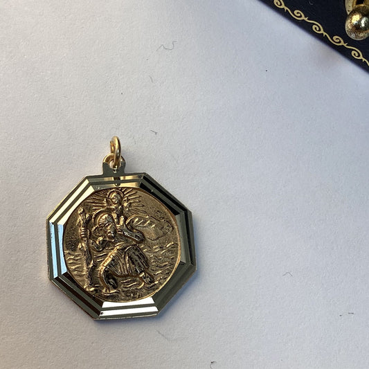 9ct Yellow Gold St Christopher Pendant / Charm