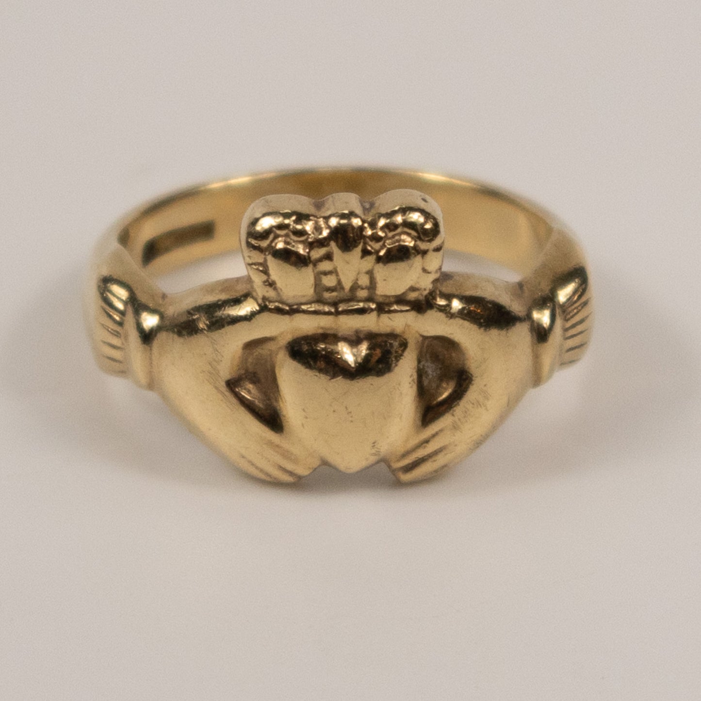 9ct Yellow Gold Claddagh Ring