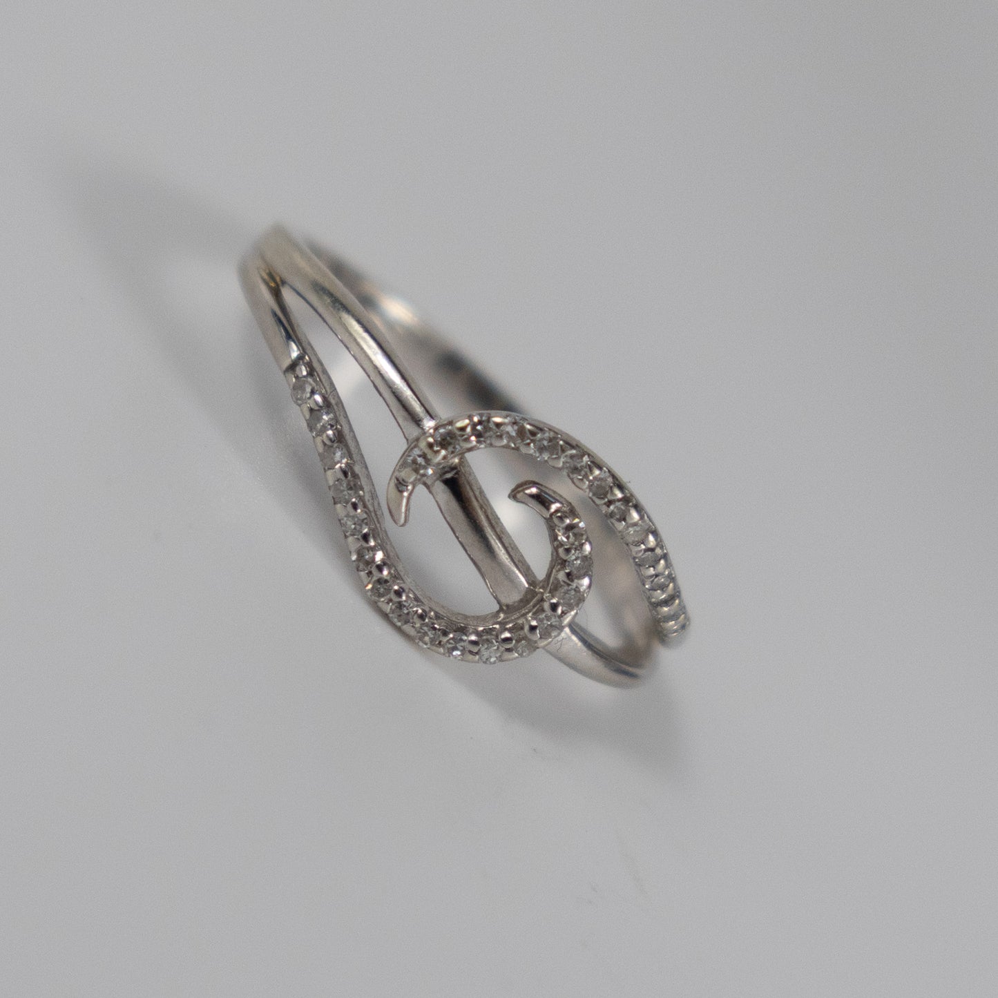 9ct White Gold Twist Ring with Diamond Accents