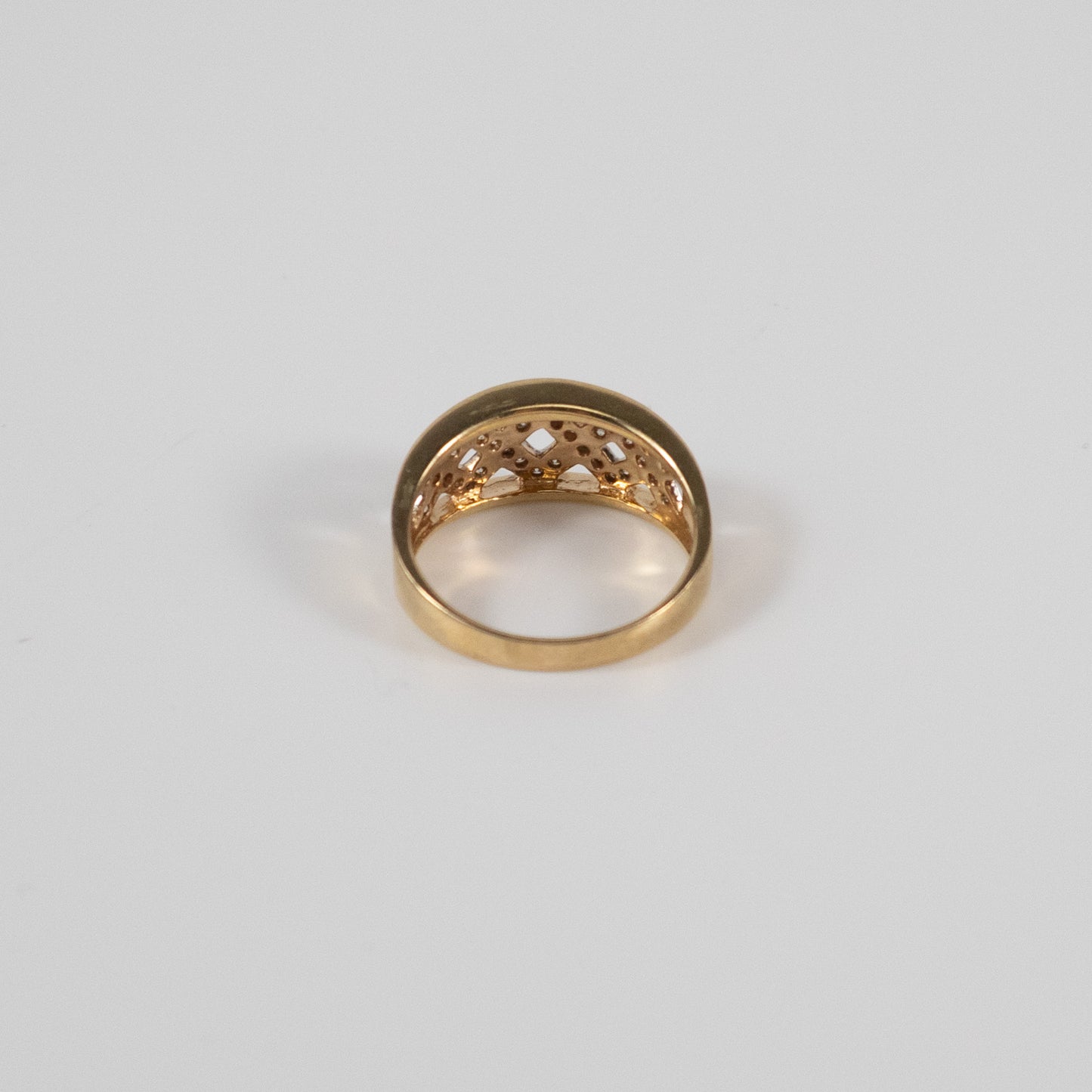 9ct Gold Diamond Cut-Out Band Ring 0.24ct