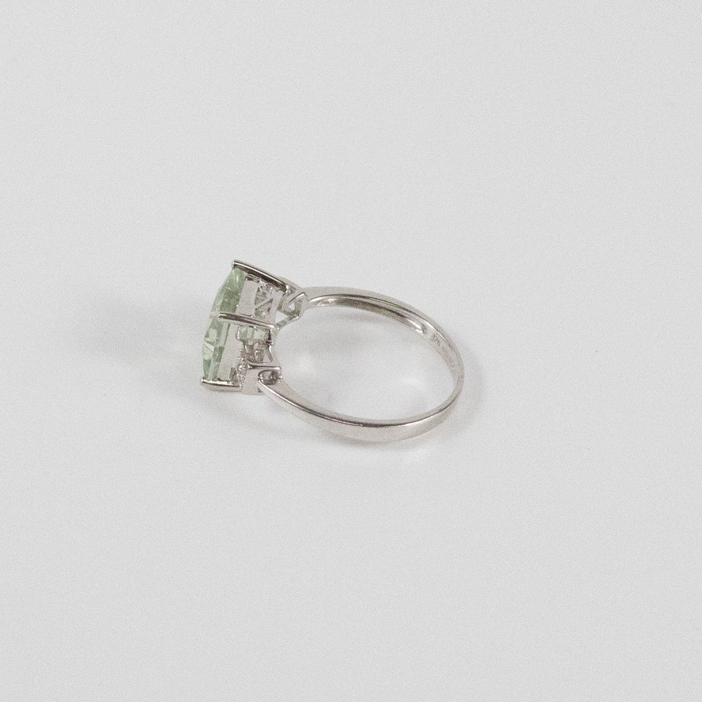 Second-Hand 9ct White Gold Green Amethyst & Diamond Ring – 0.36ct