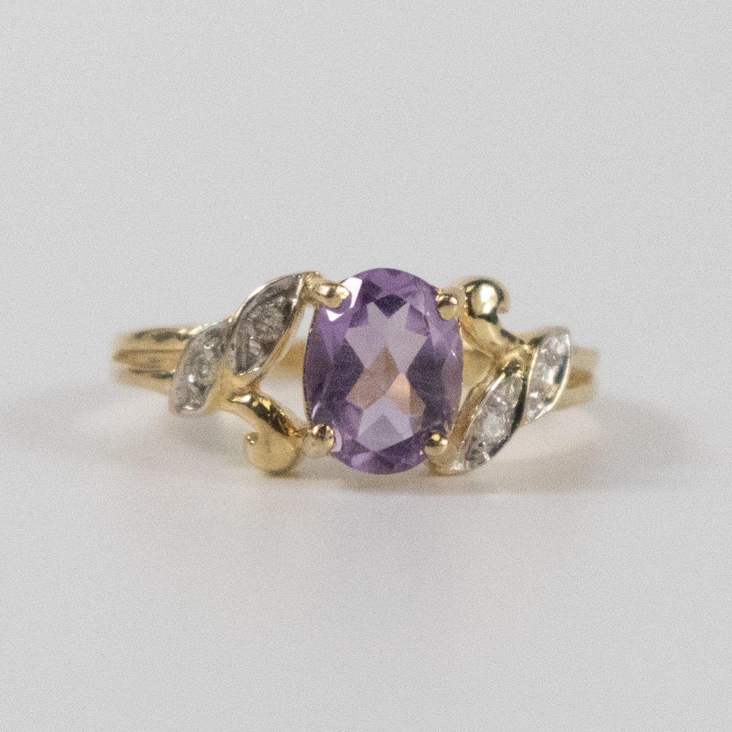 Second-Hand 9ct Gold Amethyst & Diamond Leaf-Detail Ring