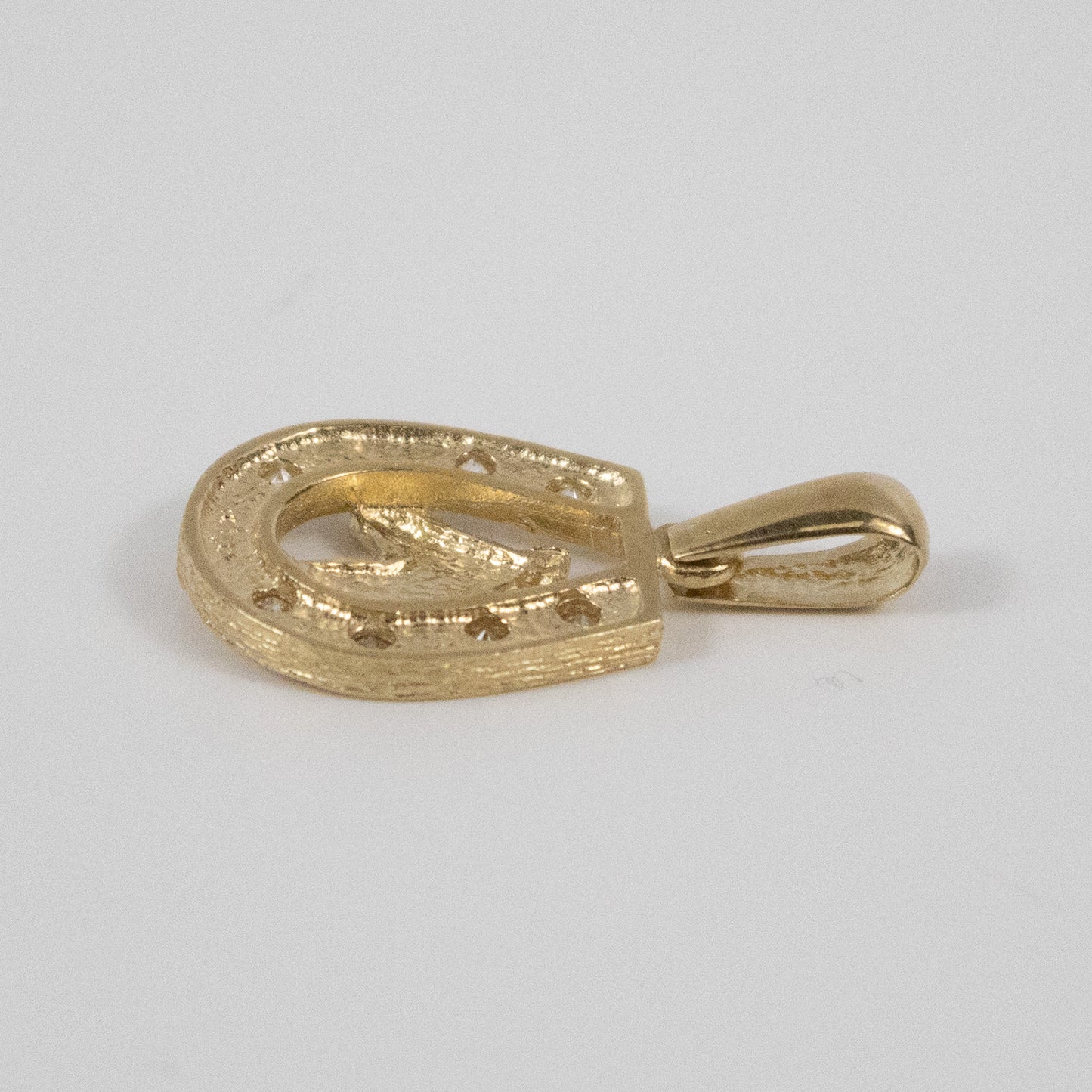 9ct Yellow Gold Horse Head Pendant with Sparkling Horseshoe