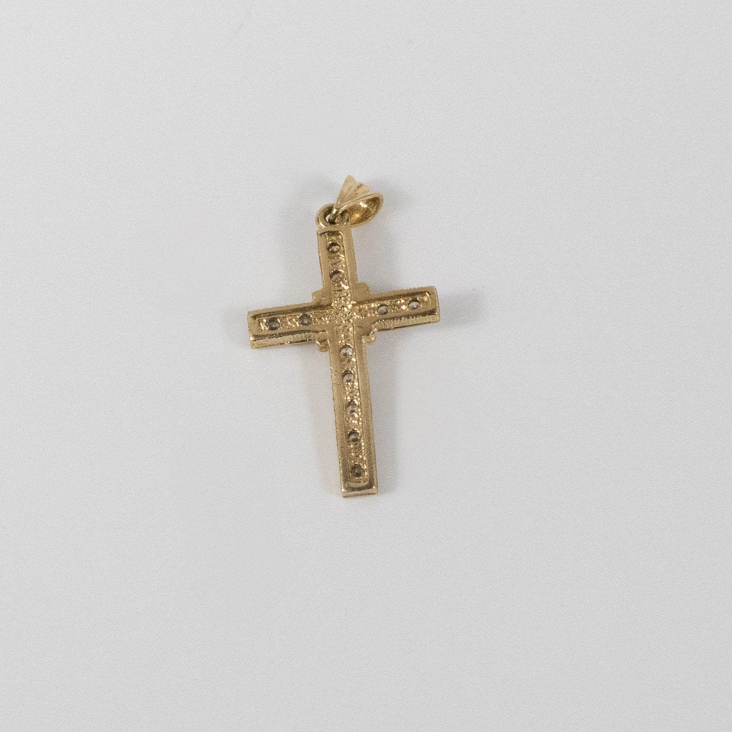 Second-Hand 9ct Gold Cross Pendant with Diamond Inlay