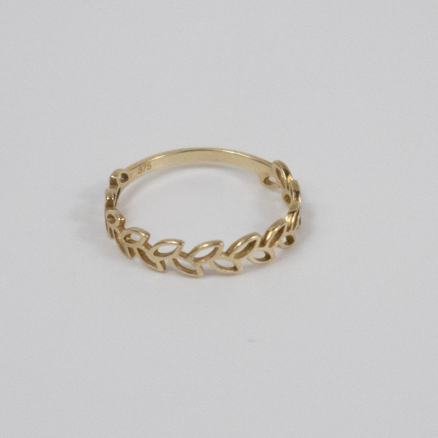 Second-Hand 9ct Yellow Gold Leaf Pattern Ring