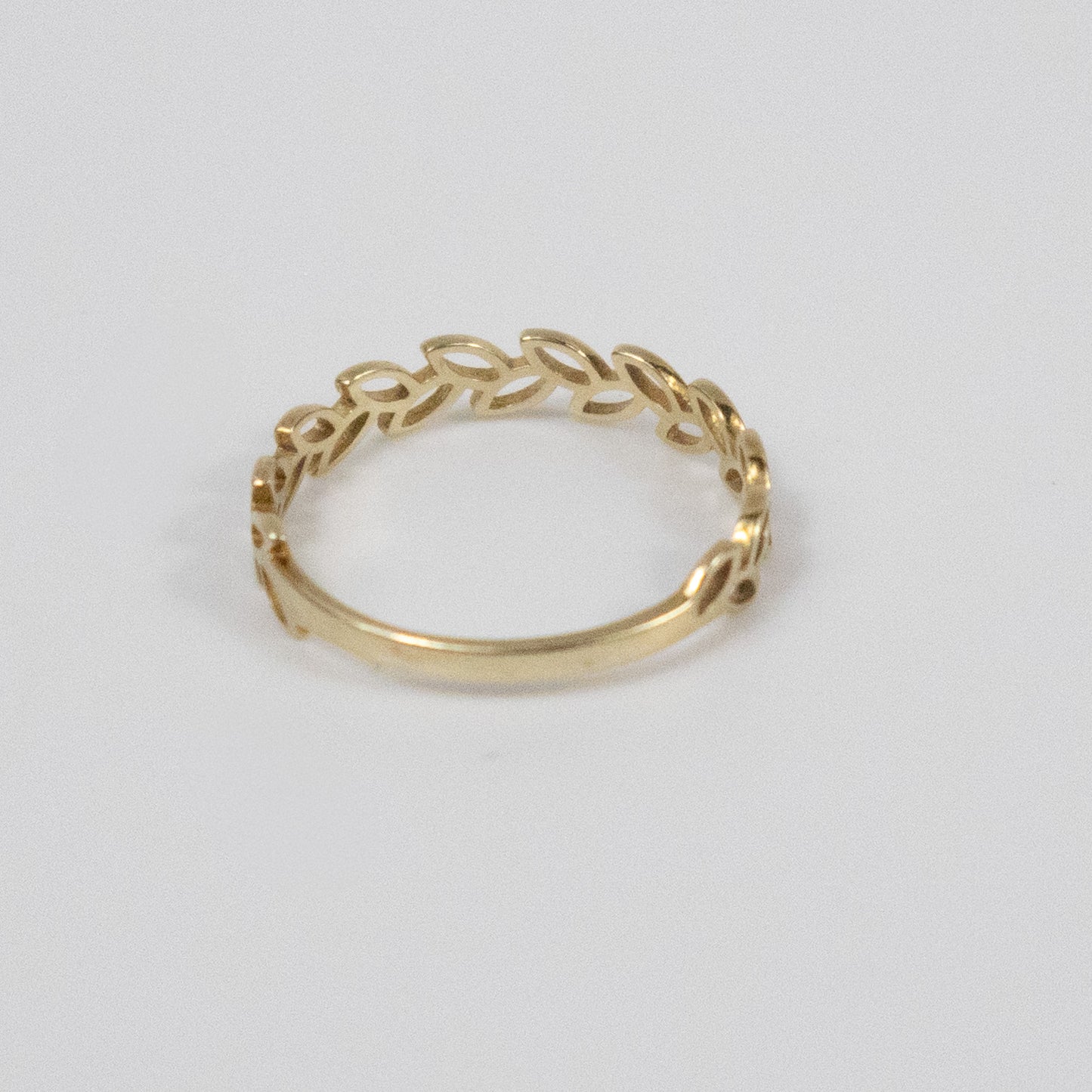 Second-Hand 9ct Yellow Gold Leaf Pattern Ring