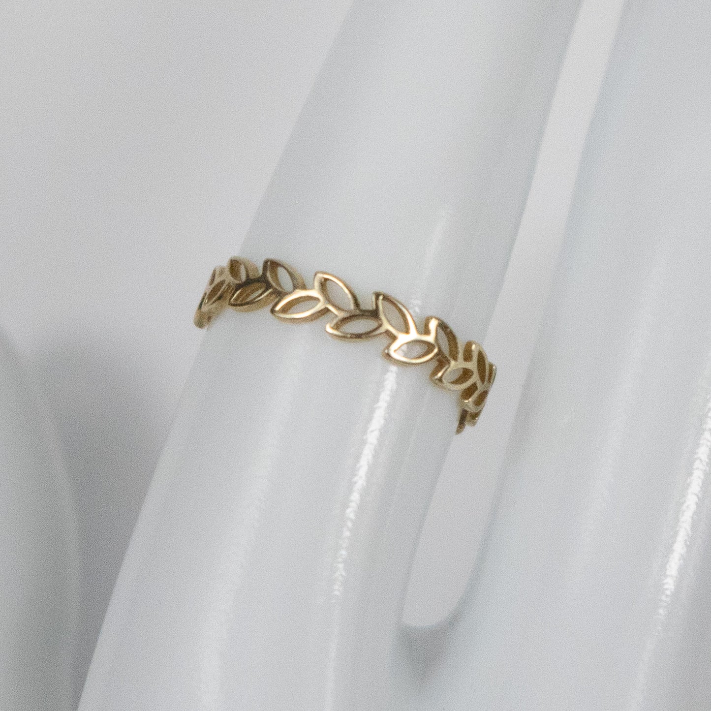 Second-Hand 9ct Yellow Gold Leaf Pattern Ring