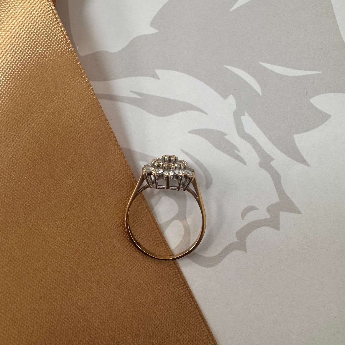 9ct Gold Vintage Cluster Statement Ring