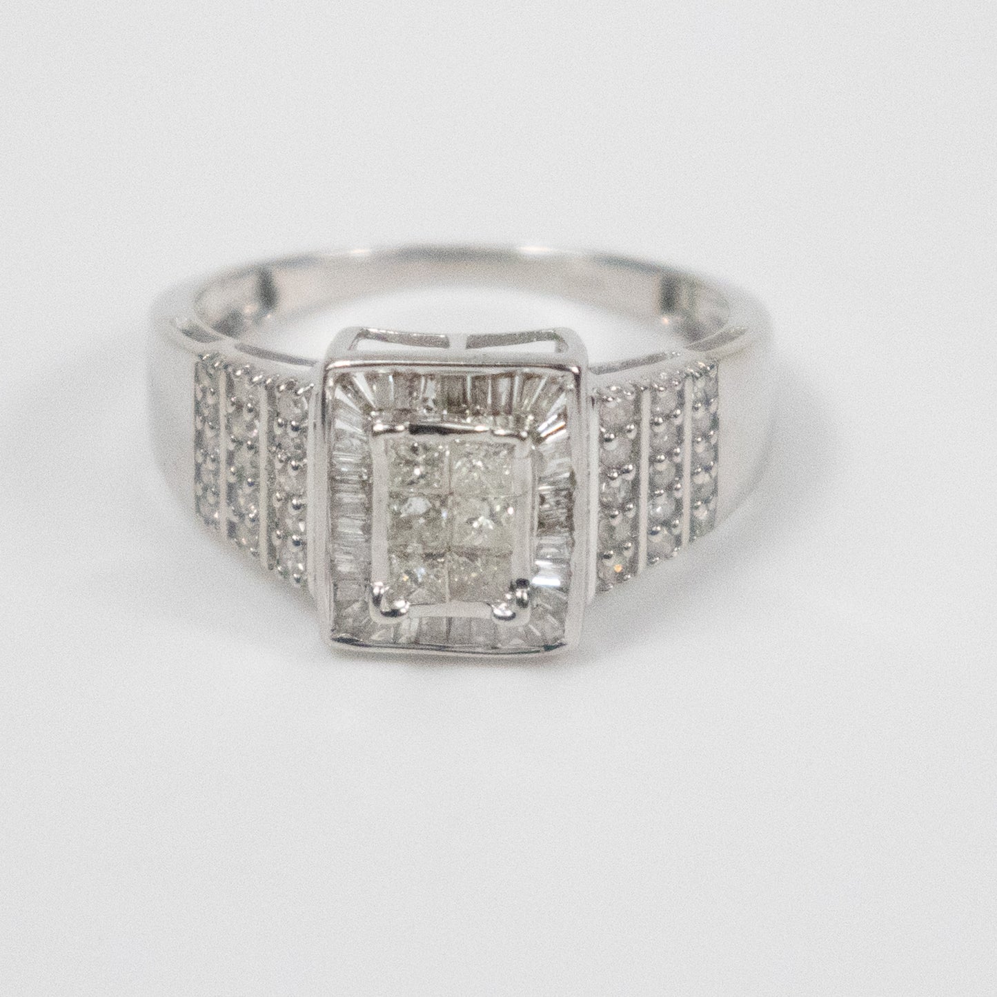 Second-Hand 9ct White Gold Rectangular Diamond Cluster Ring