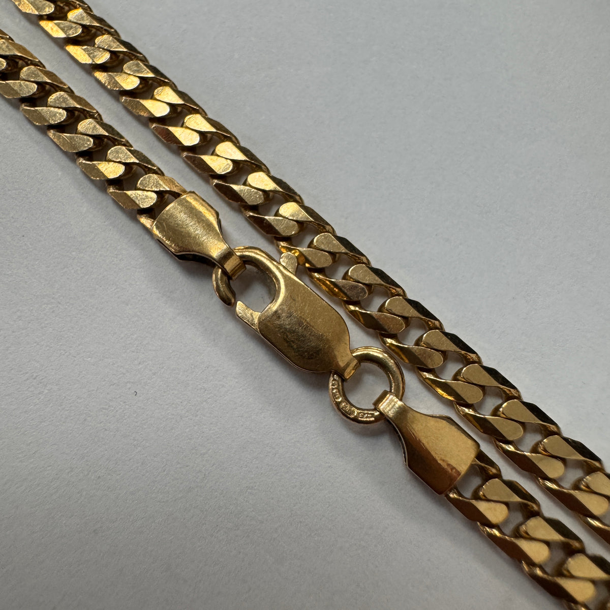 9ct Gold Curb Link Chain - 20.5 Inch