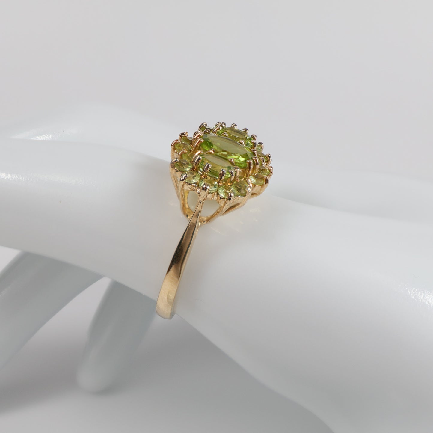 Second-Hand 9ct Yellow Gold Peridot Cluster Ring